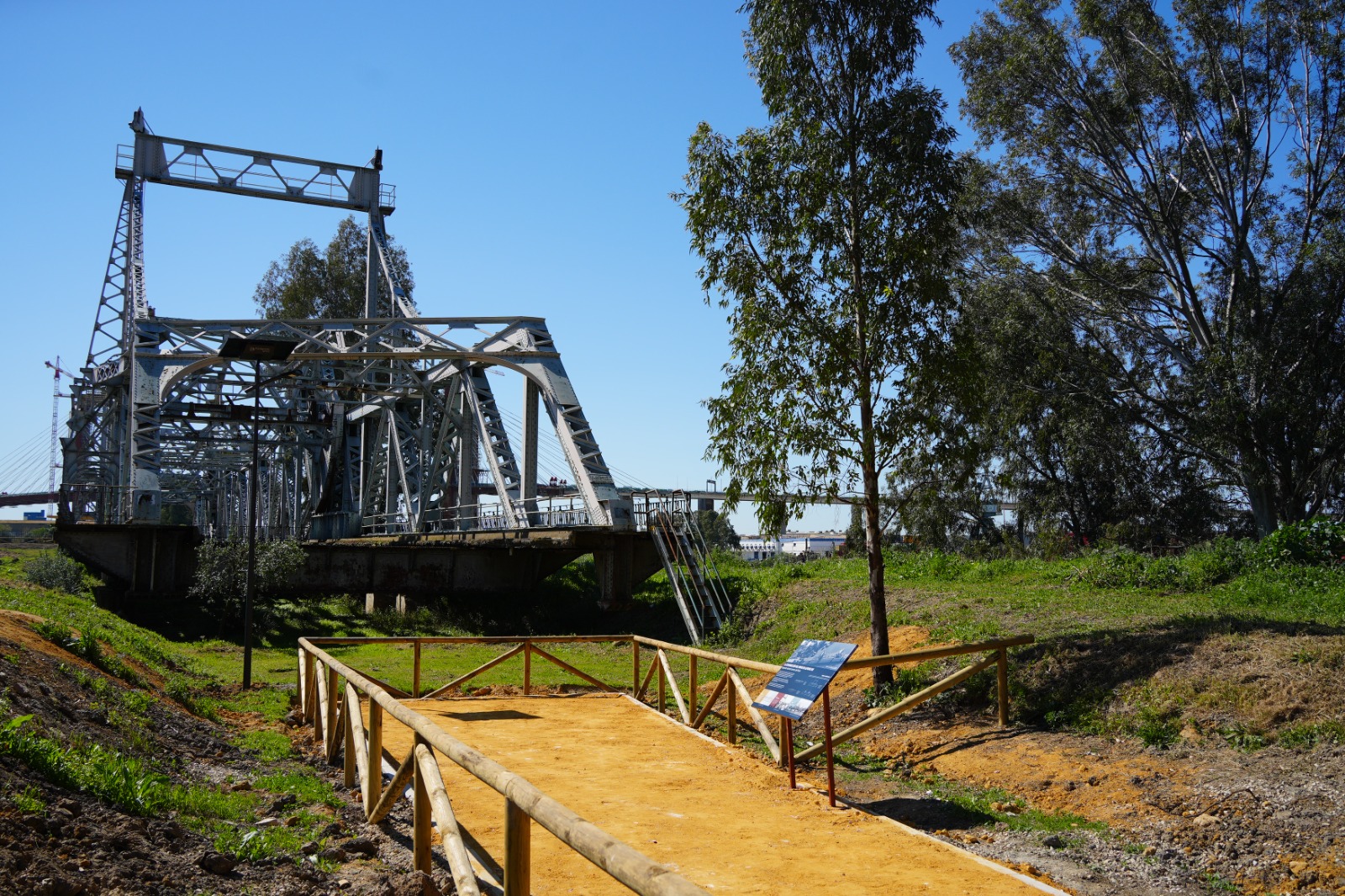 Puente abierto: Jornadas de puertas abiertas y microvisitas gratuitas al puente de Alfonso XIII